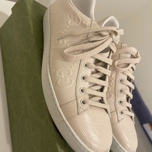 Authentic Gucci shoes